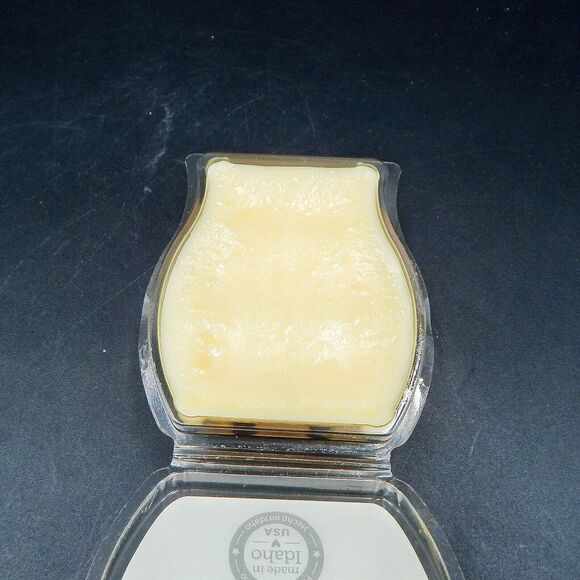 Scentsy Wax Bar Melts Moment by Moment Collection Graduation 3.2 oz - Picture 2 of 4